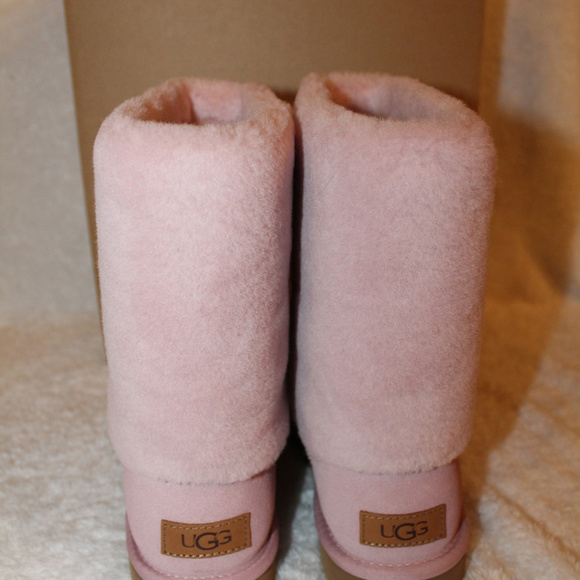 UGG WATER RESISTANT SHEARLING CUFF SUEDE BOOTS NEW - Picture 4 of 8